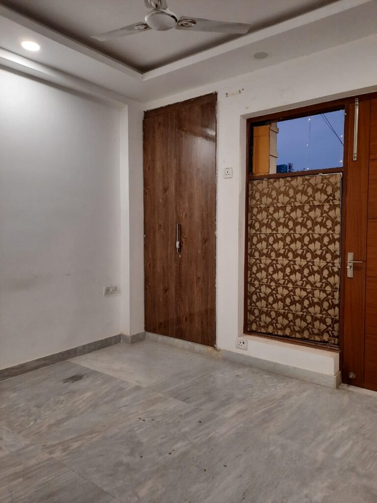 2 bhk semi furnished flat for rent in jvts near chattarpur metro station